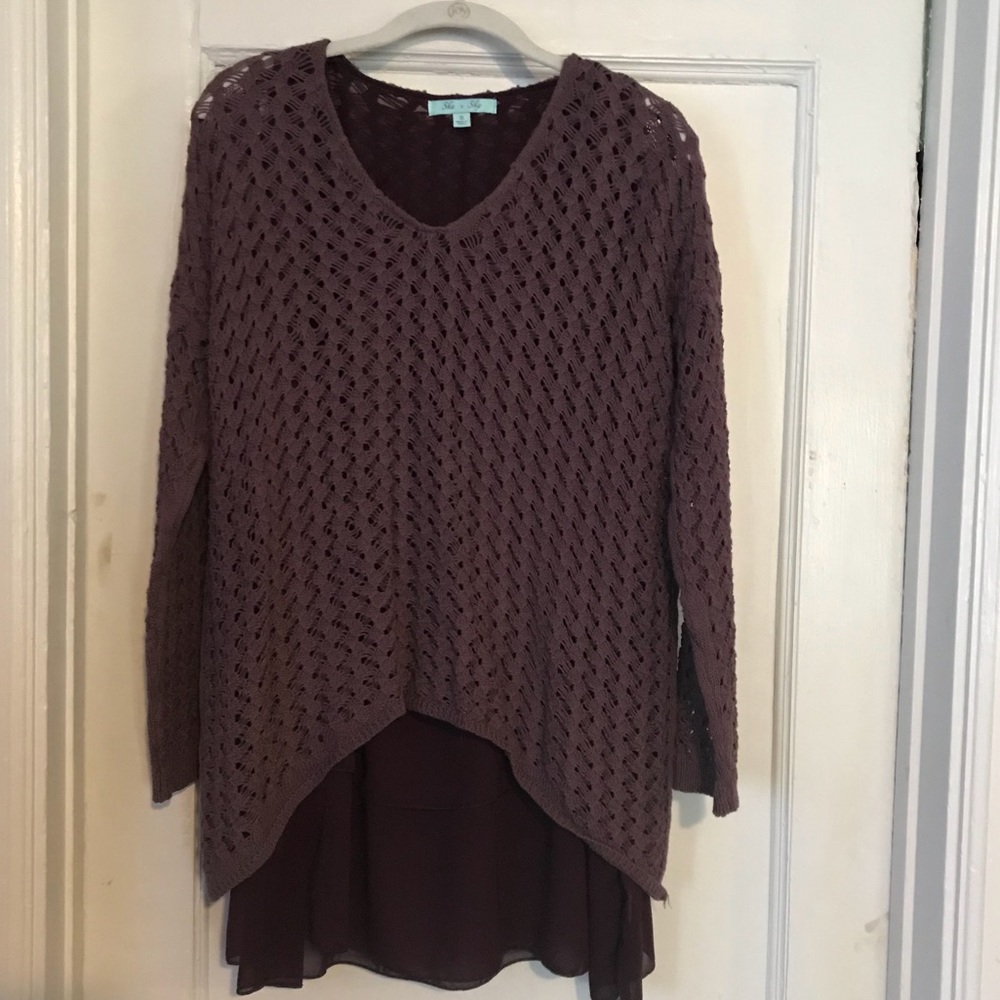 Purple oversized sweater/shirt light not heavy